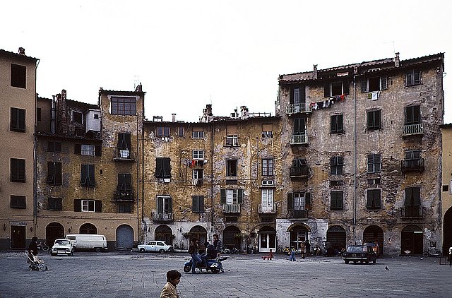 Lucca Anfiteatro Herbert Grabe